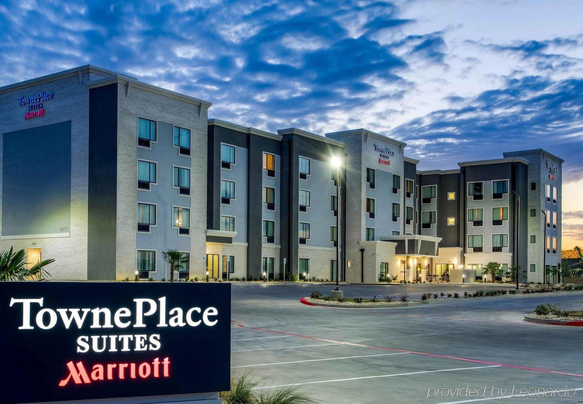 Towneplace Suites By Marriott Waco South Екстер'єр фото